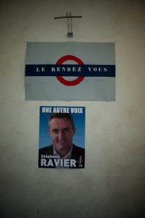  Affiche de campagne du candidat FN Stéphane Ravier lors d'un meeting dans le neuvieme arrondissement.