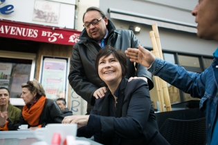 La Ministre Marie Arlette Carlotti se présente  pour le Parti Socialiste. Patrick Mennucci considère qu'il peut être élu si cette dernière gagne le secteur. Elle sera battue.